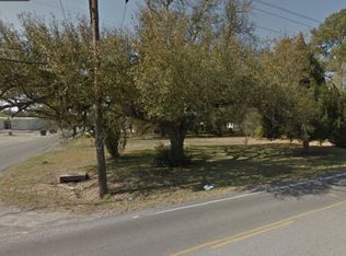 3701 Main Ave, Groves, TX 77619