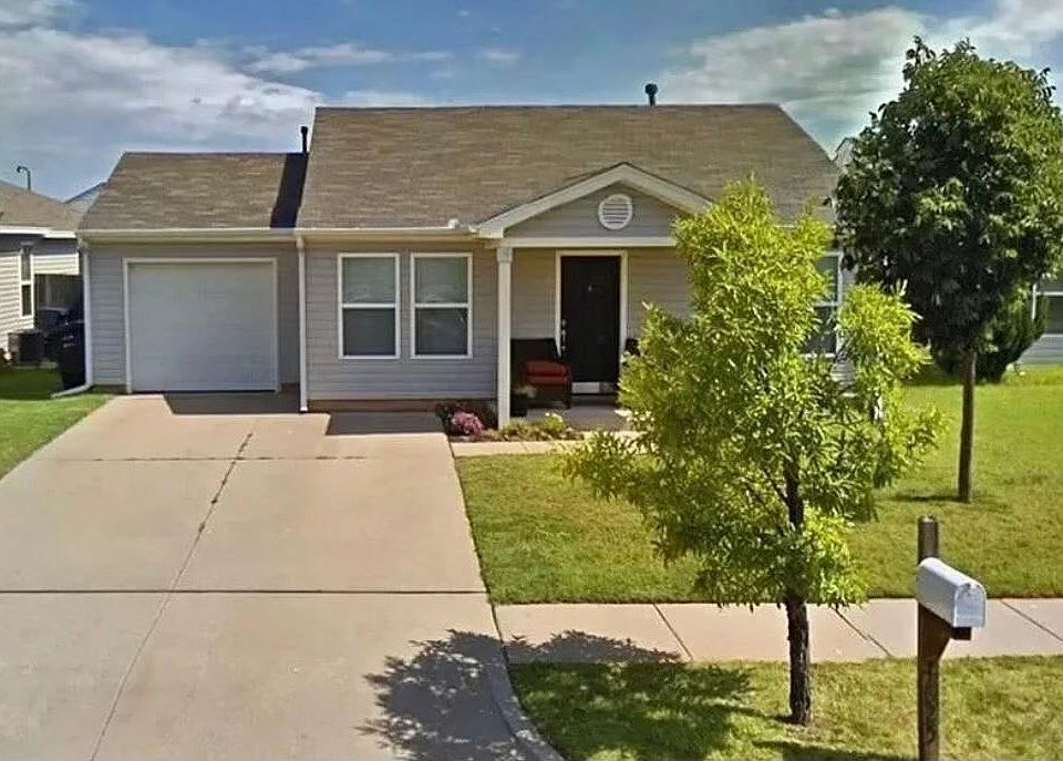 1st image of 1825 NW 146th St