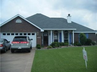 11190 Woodley Dr, Gulfport, MS 39503
