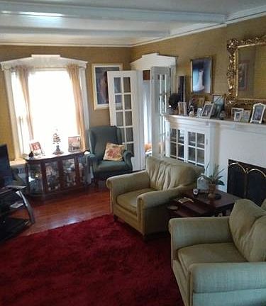 3rd image of 69 Morse Ave