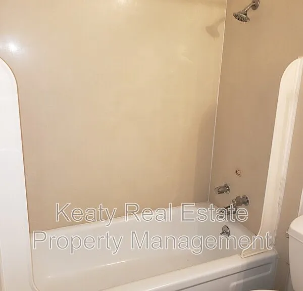 809-3 Fox Run Dr — Photo 16