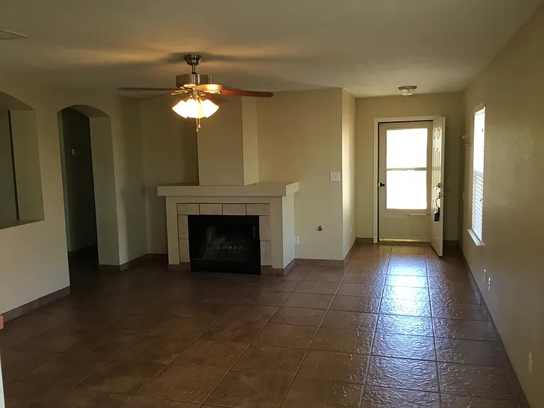 4039 Cresta Park Ave NW — Photo 6
