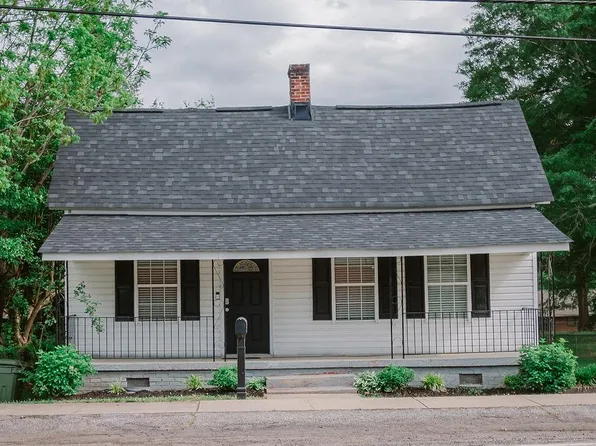 421 Fairview St, Fountain Inn, SC 29644