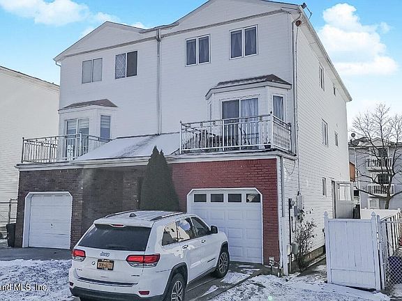 2nd image of 362 Nome Ave