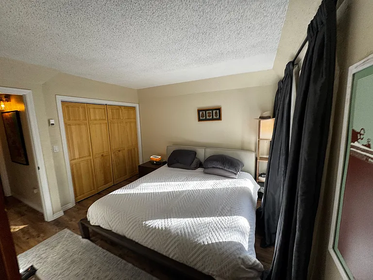 864 Spruce Ct #A — Photo 22