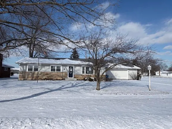 9722 W 136th Ln, Cedar Lake, IN 46303