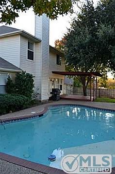 3rd image of 208 High Meadow Dr