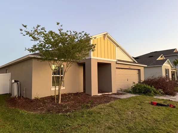 12827 Scarlet Star Dr, Riverview, FL 33579
