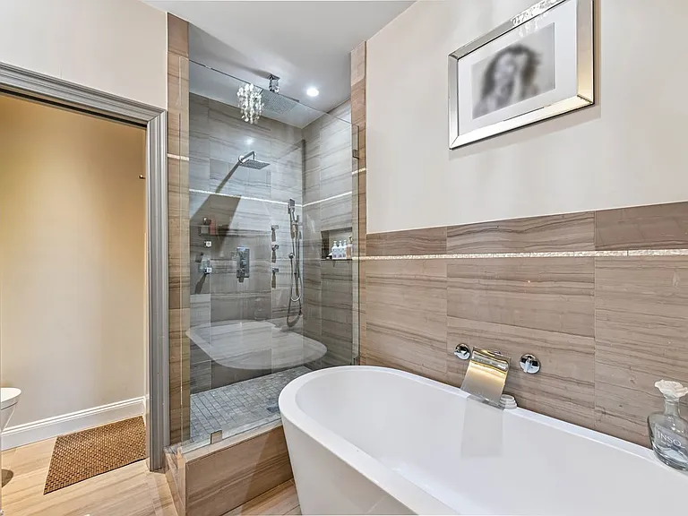 Soaking Tub and Spa Shower