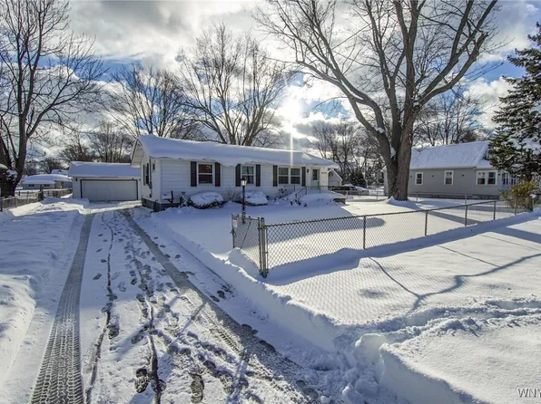 4235 Fairview Pkwy, Buffalo, NY 14219