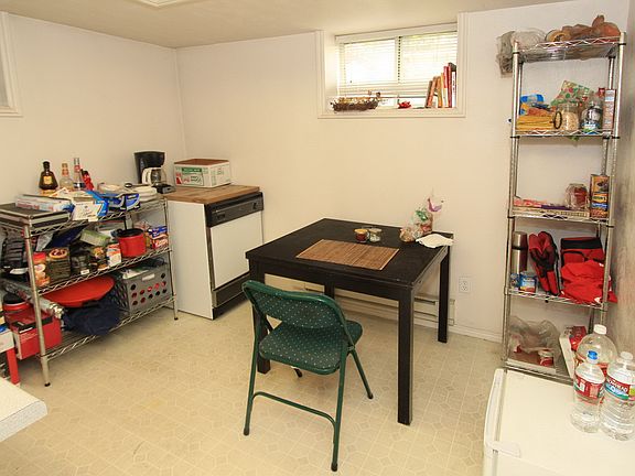 Basement Kitchen.Dining