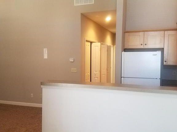 3rd image of 2100 Cherry Hill Dr