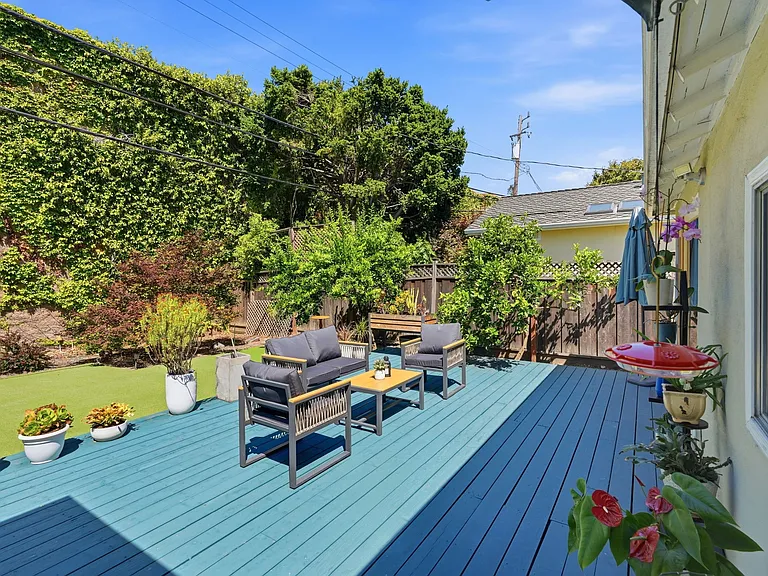 570 Kenwood Dr — Photo 8