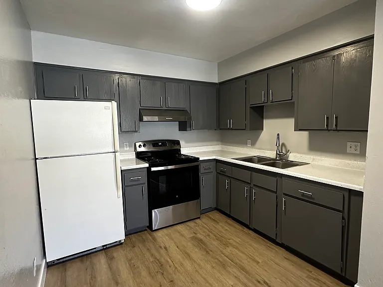 2721 E Marconi Ave #1 — Photo 1