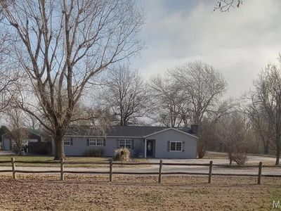 3228 Kay Dr, Bernie, MO, 63822