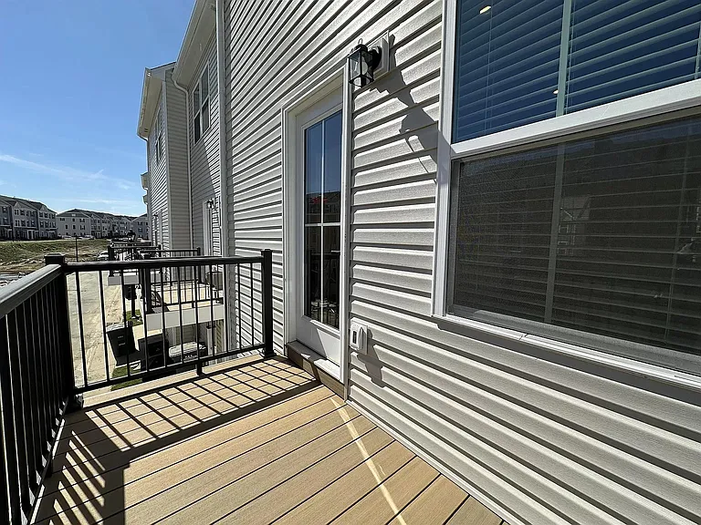1342 Newell Towns Ln — Photo 3