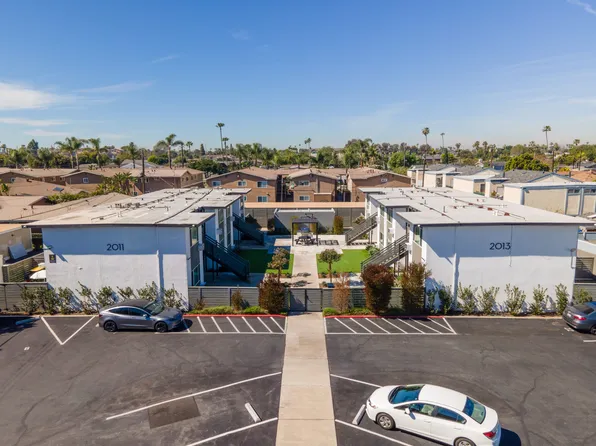 Charle Square Apartments, 2013 Charle St, Costa Mesa, CA 92627