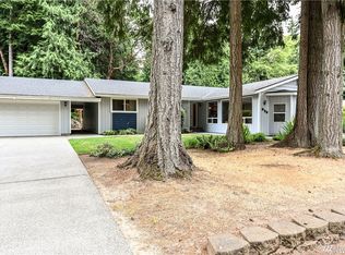 939 Alaska Ave E, Pt Orchard, WA 98366
