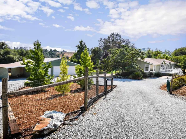 10303 N Airport Rd, Columbia, CA 95310