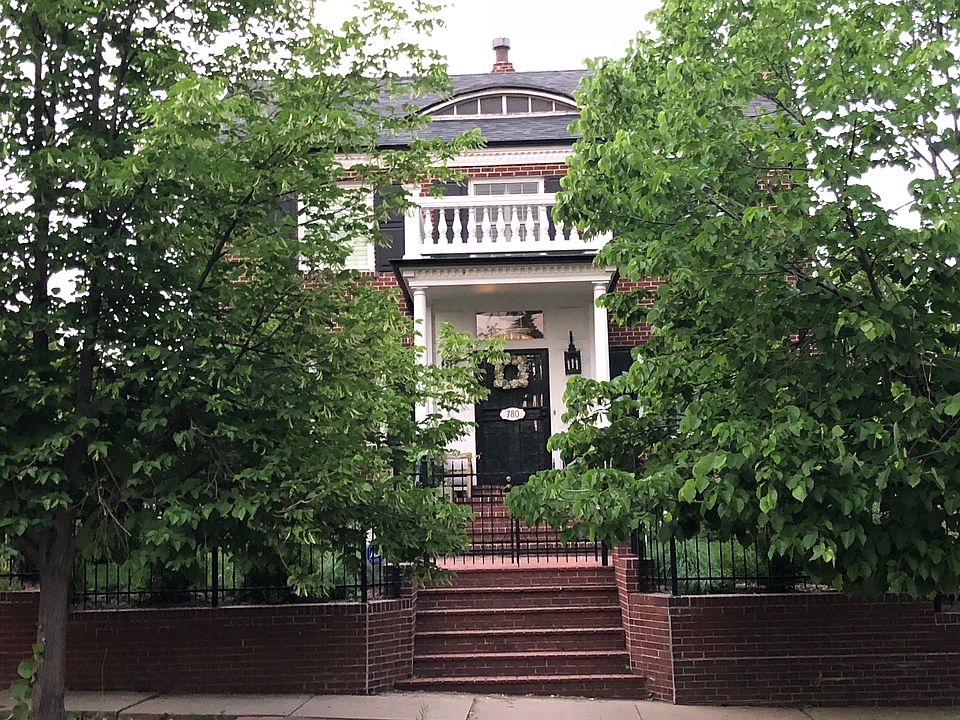 2nd image of 780 N York St