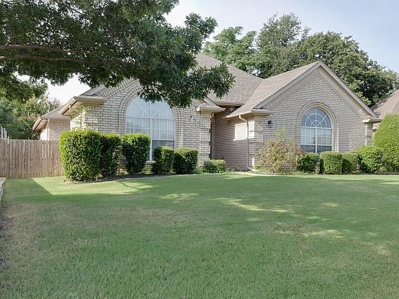 2nd image of 713 Highstar Ct