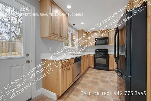 1805 Flagler St Photo 1