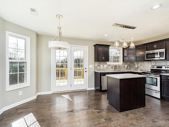 4th image of 2859 Kettle Ct