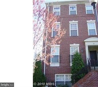 1st image of 700 Norfolk Ln