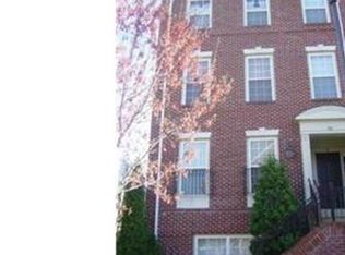 700B Norfolk La, Alexandria, VA 22314