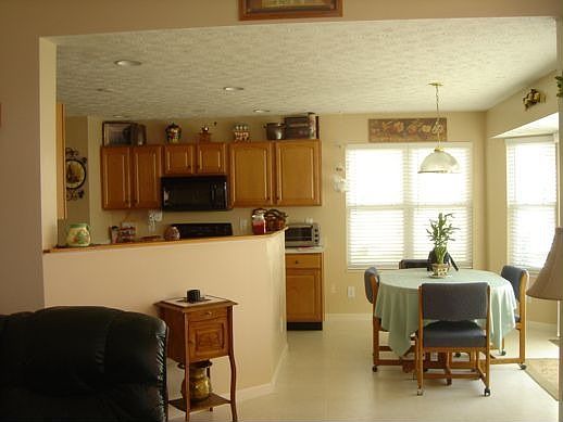 Breakfast nook and kitchen from great room