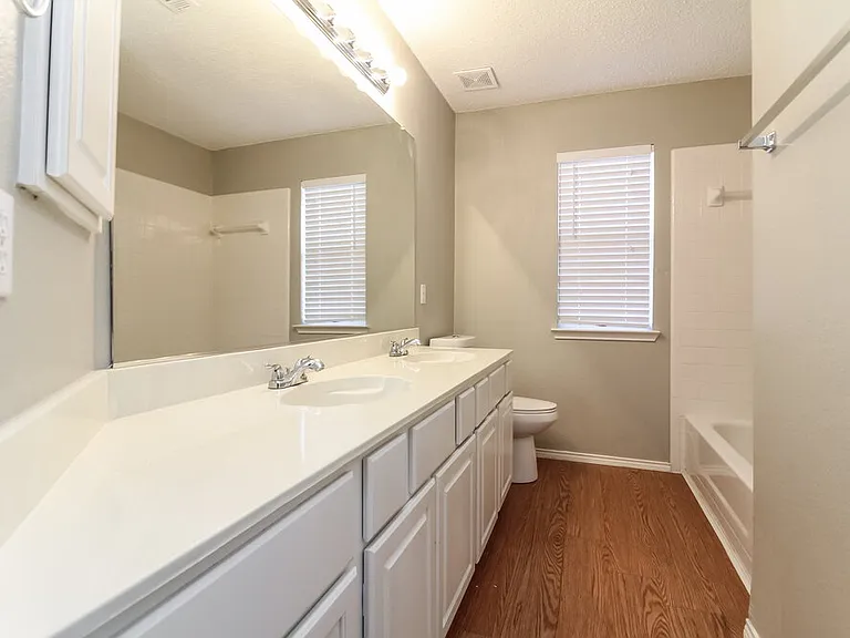 2338 Liles Ln — Photo 16