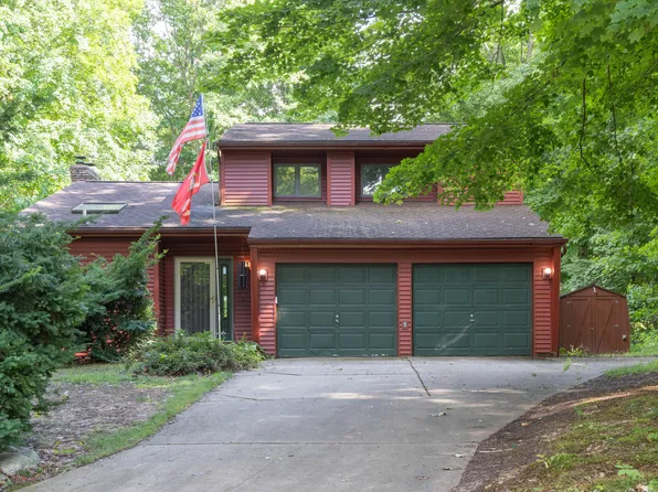 22655 Wynsmythe Dr, Mattawan, MI 49071