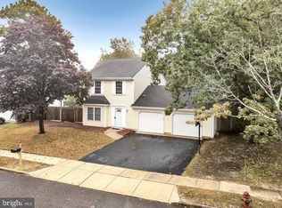 99 Ravenwood Blvd, Barnegat, NJ 08005