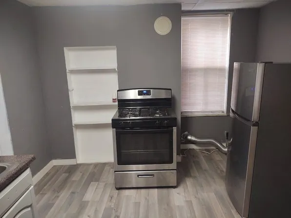 107 Jackson St #1, Troy, NY 12180