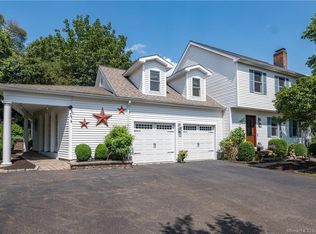 59 Todds Hill Rd, Branford, CT 06405