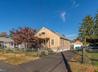 623 Washington Ave, Croydon, PA 19021