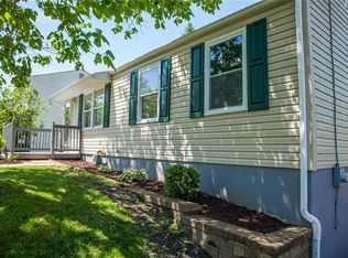 566 Catskill Dr, Pittsburgh, PA