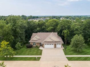 5715 River Pkwy NE, Cedar Rapids, IA 52411