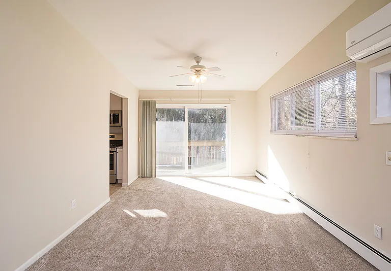 524 Bemidji Ct — Photo 5