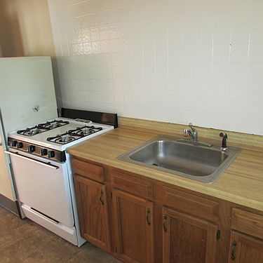 2nd image of 56 Warren Ave