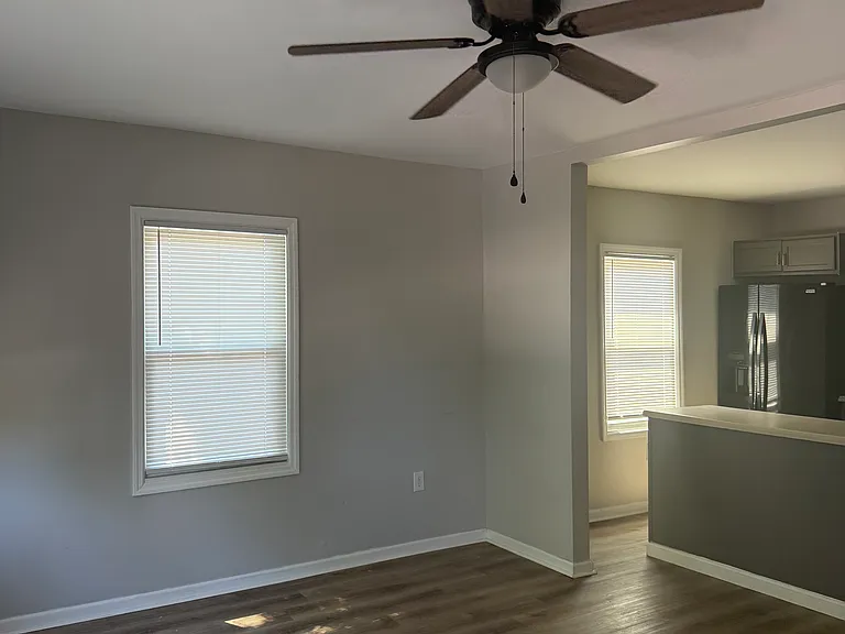 1731 Ethel St — Photo 2