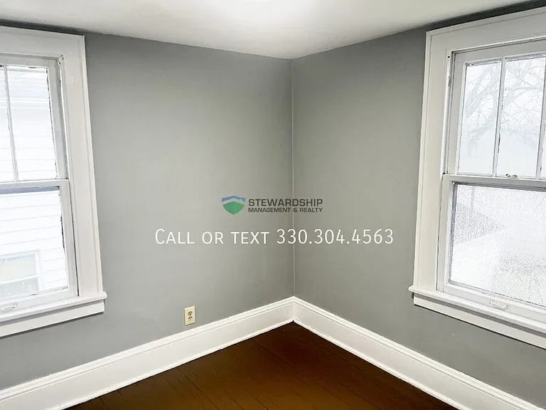 1012 Brown St — Photo 20