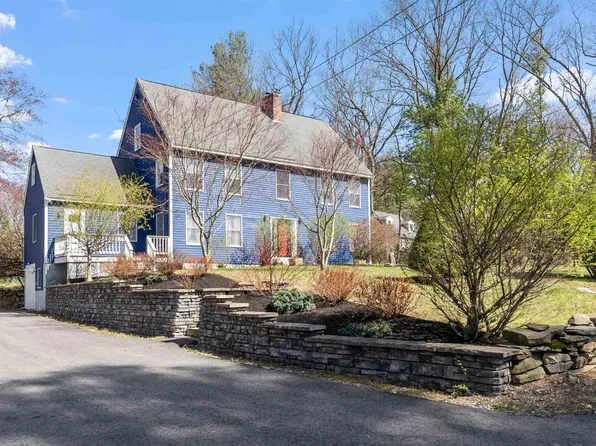 27 Briarwood Road, Pelham, NH 03076