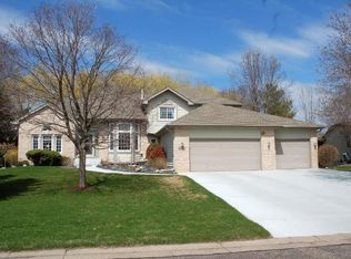 114 Indian Hills Ln, Circle Pines, MN 55014