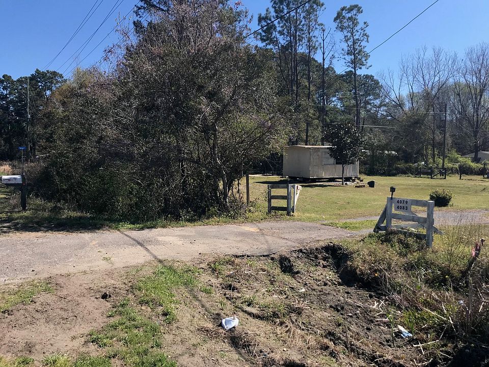 2nd image of 4079 N Highway 17