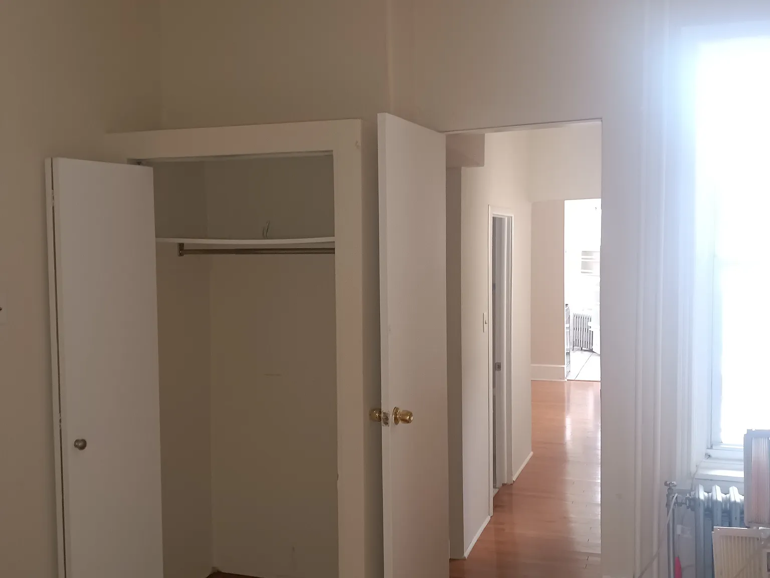 878 N 23rd St — Photo 2