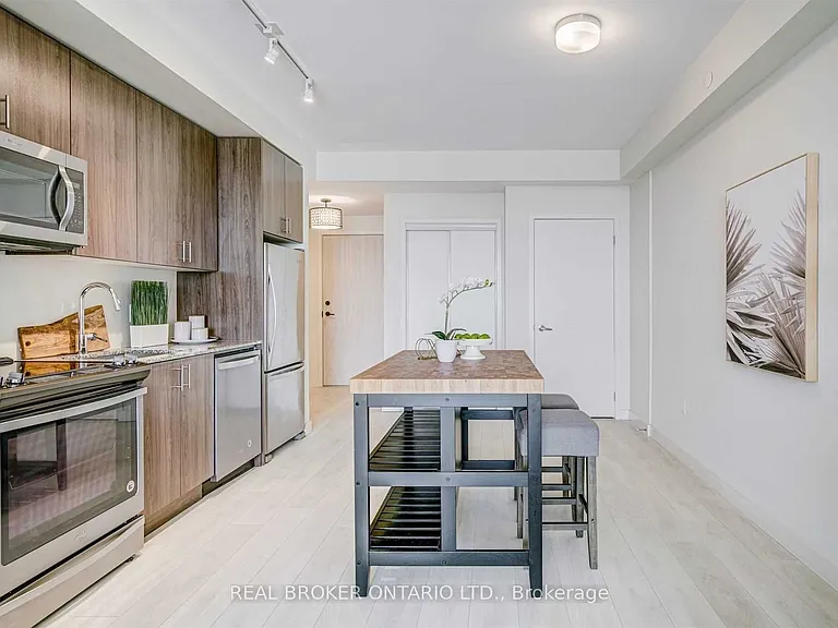 168 Sabina Dr #401 — Photo 8
