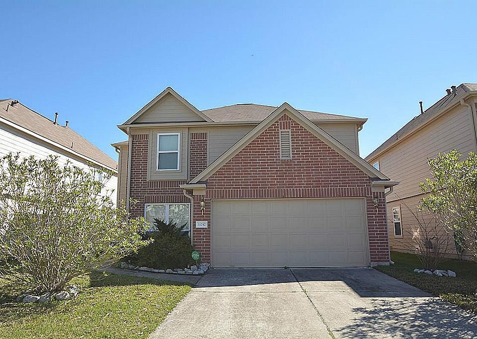 1st image of 11742 Greensbrook Garden Dr