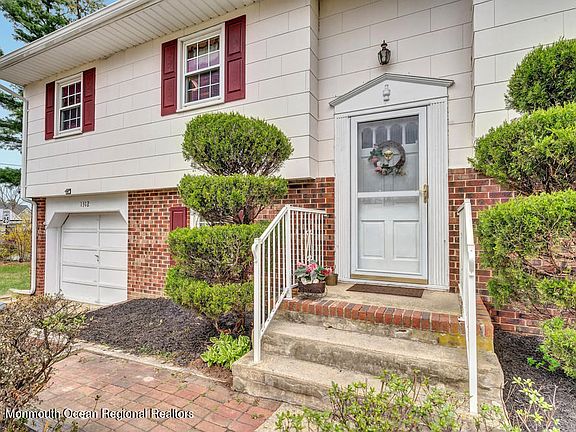 2nd image of 1312 Southampton Blvd