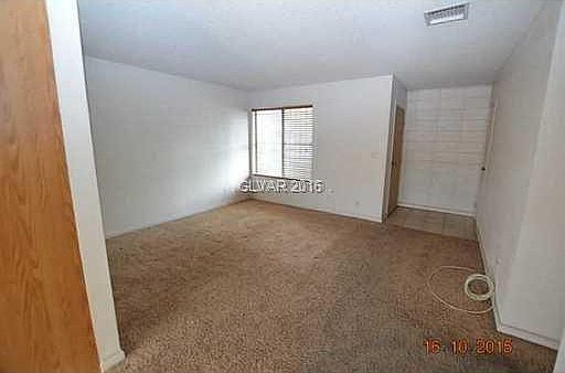 5th image of 109 E Van Wagenen St #0